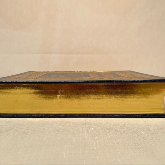 RED SOX JOURNAL COLLECTORS EDITION NEW!  BOUND IN GENUINE LEATHER - Picture 3 of 3